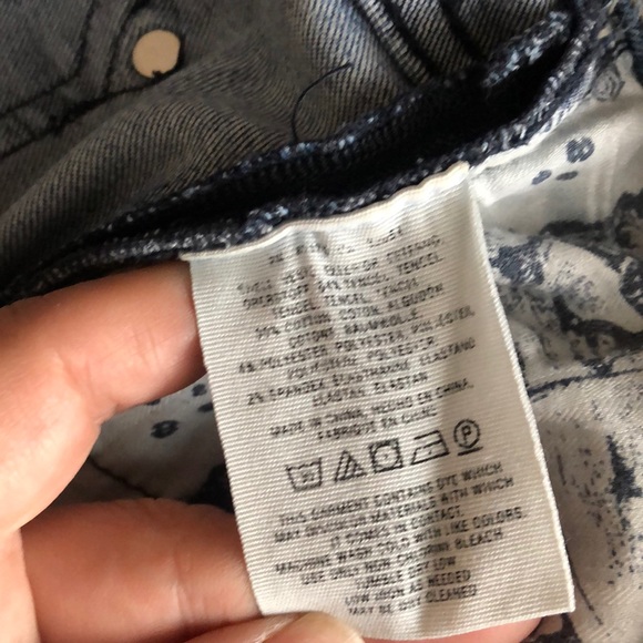 ANTHROPOLOGY Pilcro Script High-Rise Jeans - Picture 13 of 14